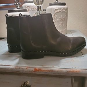 Moto Ankle boots!